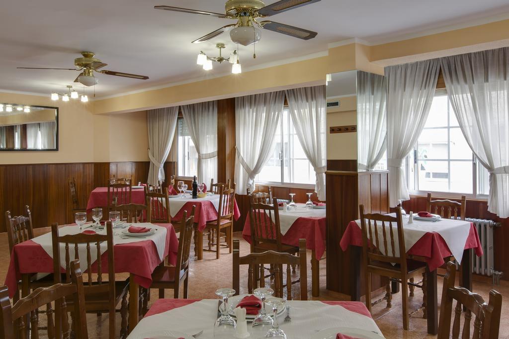 Pension Las Palmeras Lalín Exterior photo